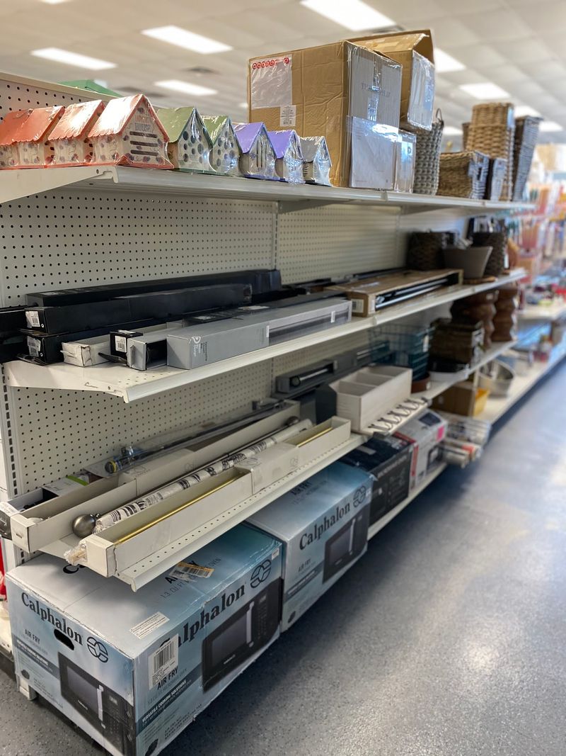 Clean Aisles, Easy Browsing