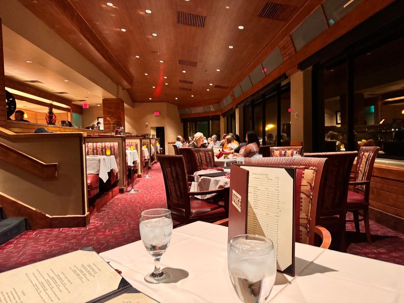 Booths Built For Lingering