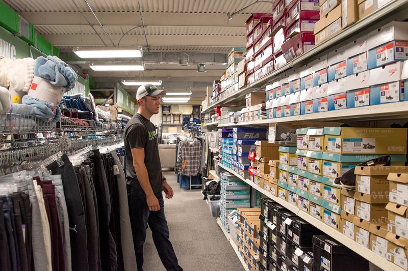 Tips For Spotting The Best Discounts And Deals
