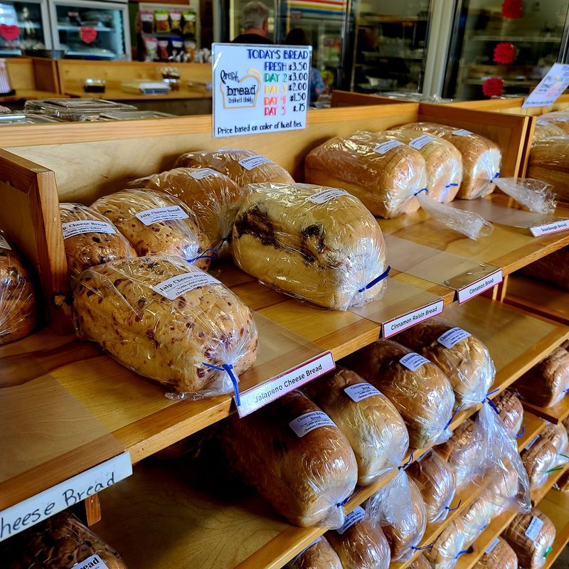 Prairie Lane Bakery, Chouteau