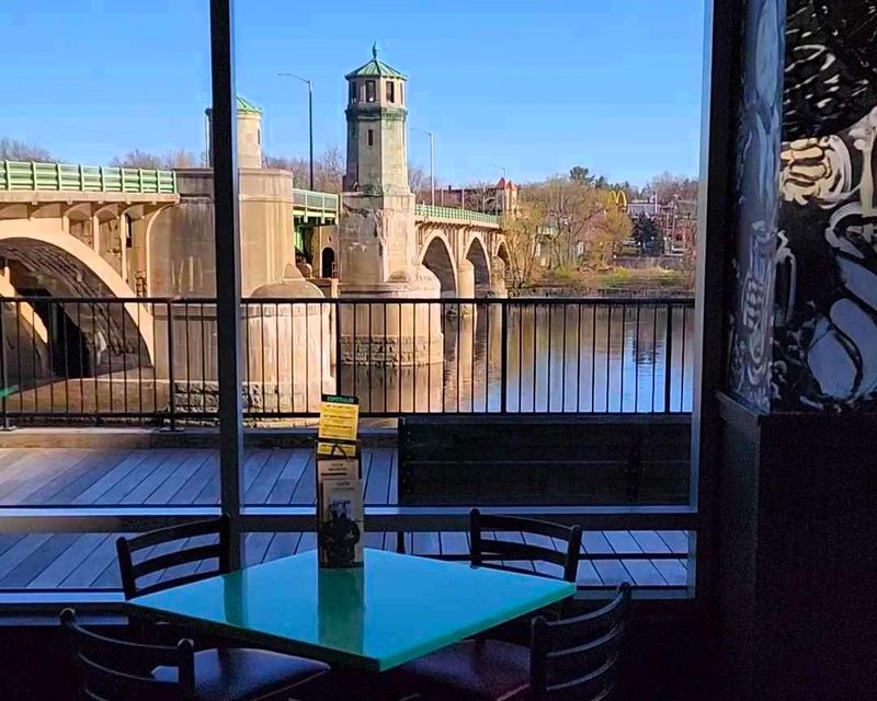 Barrio Puts River Views Beside Your Tacos