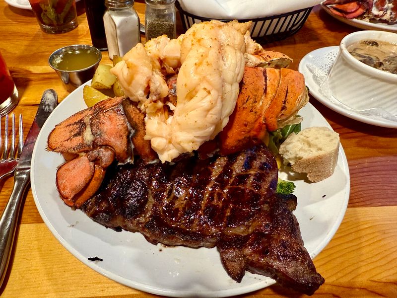 Seafood Shows Up In The Desert