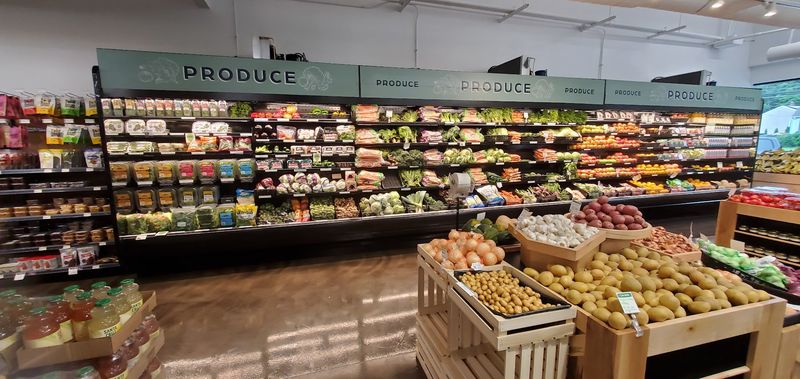 Produce Specials That Reward Weekly Shoppers