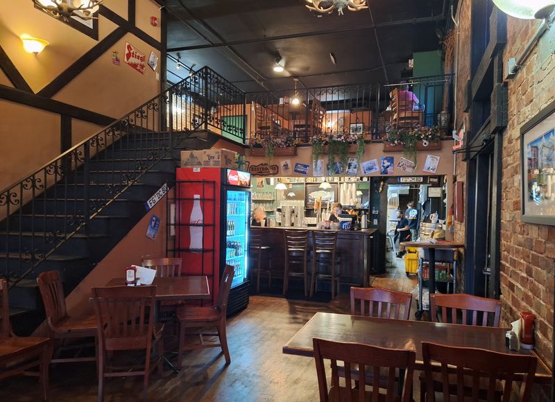 Freiberg's, Johnson City