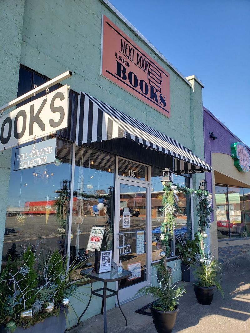 Next Door Used Books, Forest City