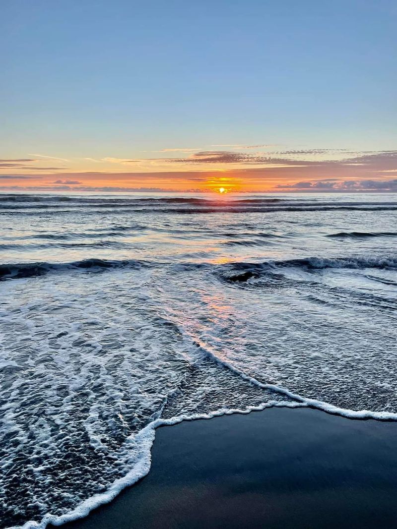 Smelt Sands Offers Front-Row Sunset Seats