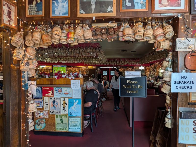 The Old School Dining Room Feels Refreshingly Unchanged