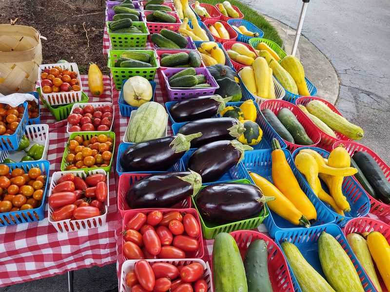 Sweet Apple Farmers & Artisans Market