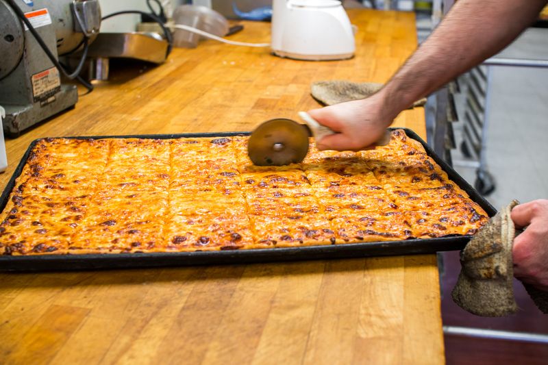 What Makes New Jersey Tomato Pie Different From Pizza