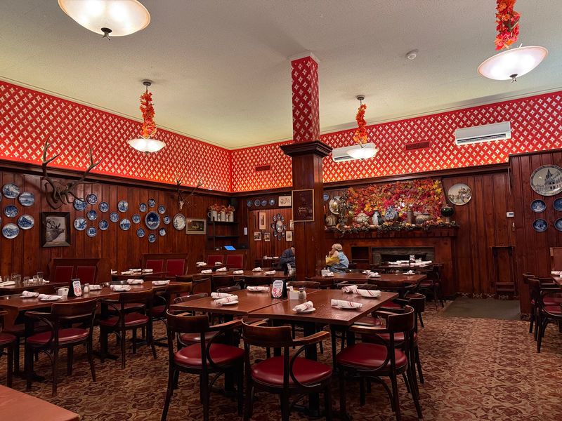 Student Prince Cafe And The Fort
