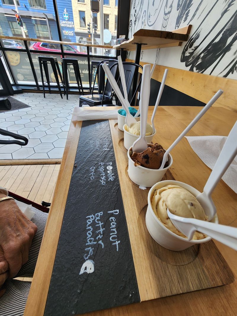 Frozen Custard That People Drive Miles To Taste