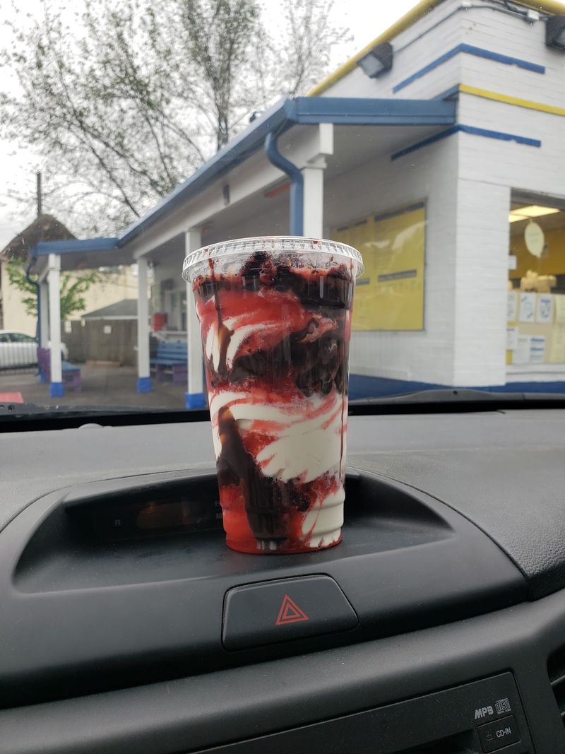 Frozen Yogurt For Folks Who Want It Lighter