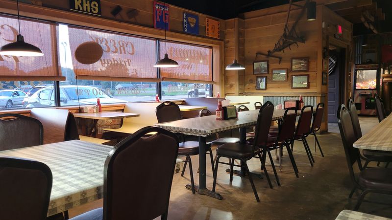Muddy Creek Store And Cafe - Falkner, MS