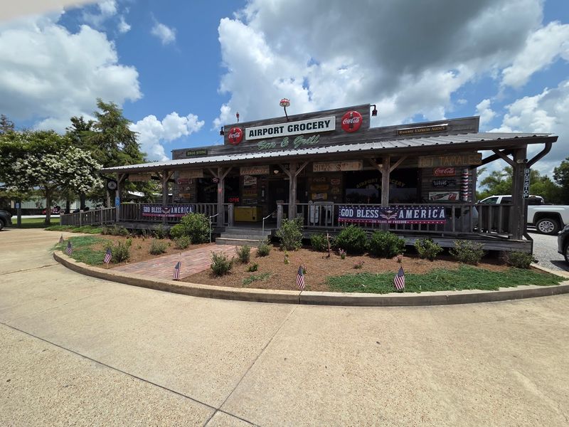 Airport Grocery, Cleveland, MS