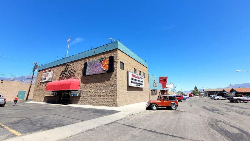 Where To Eat When The Desert Works Up An Appetite