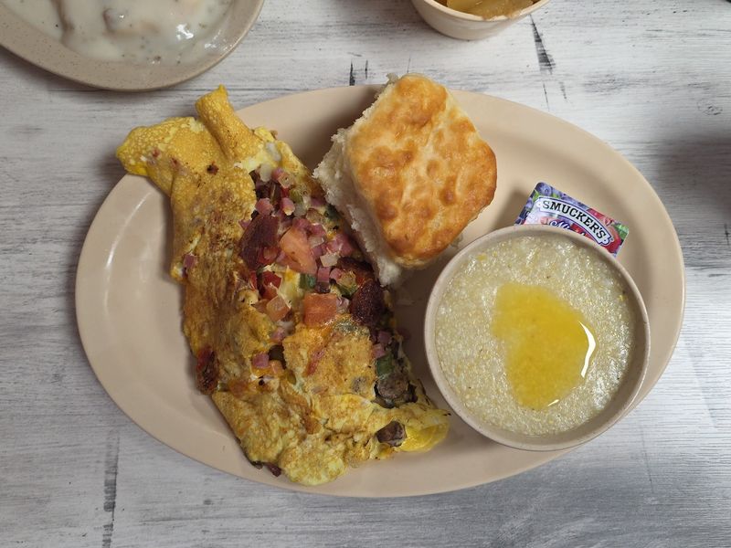 Biscuits And Gravy Worth Slowing Down For