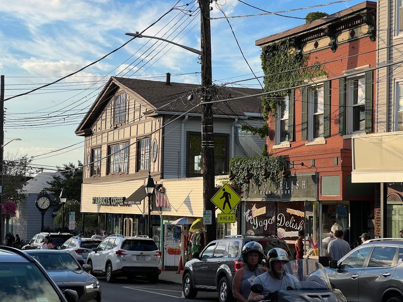 Downtown Streets That Reward Slow Walking