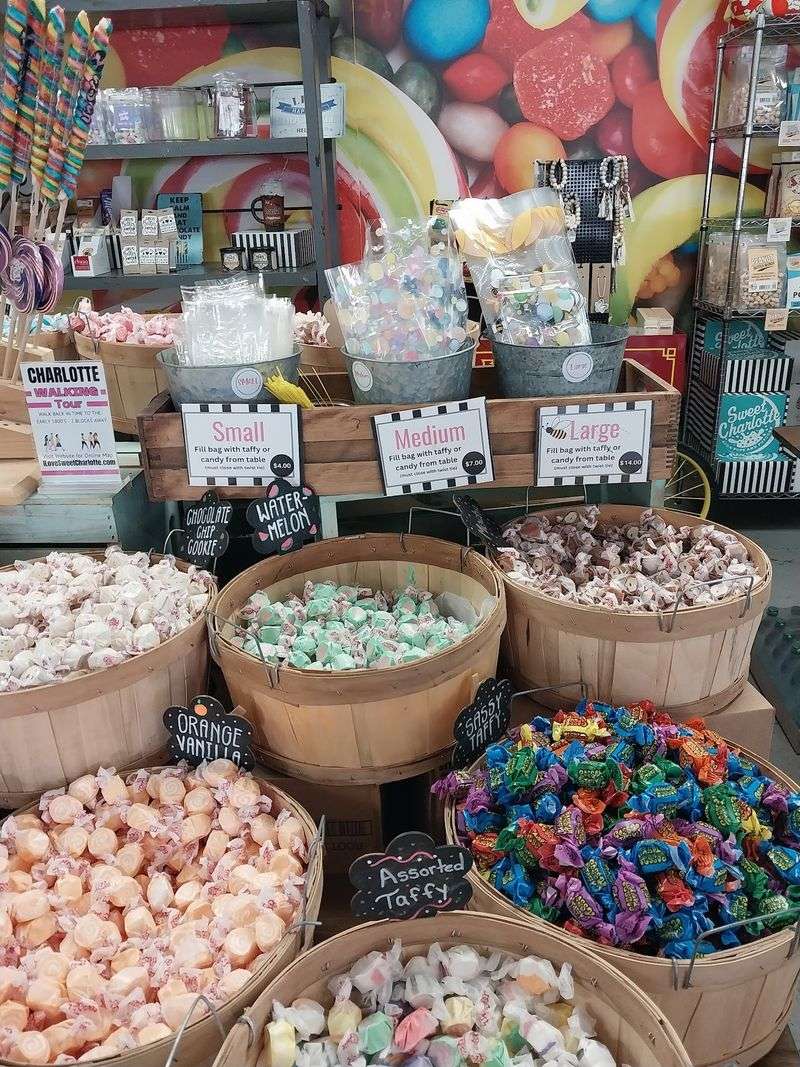 Old-Fashioned Candy By The Handful