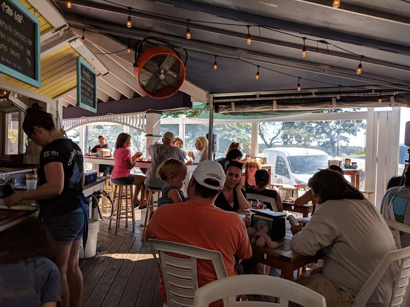Quahog Republic: Waterfront Eatery, Wareham