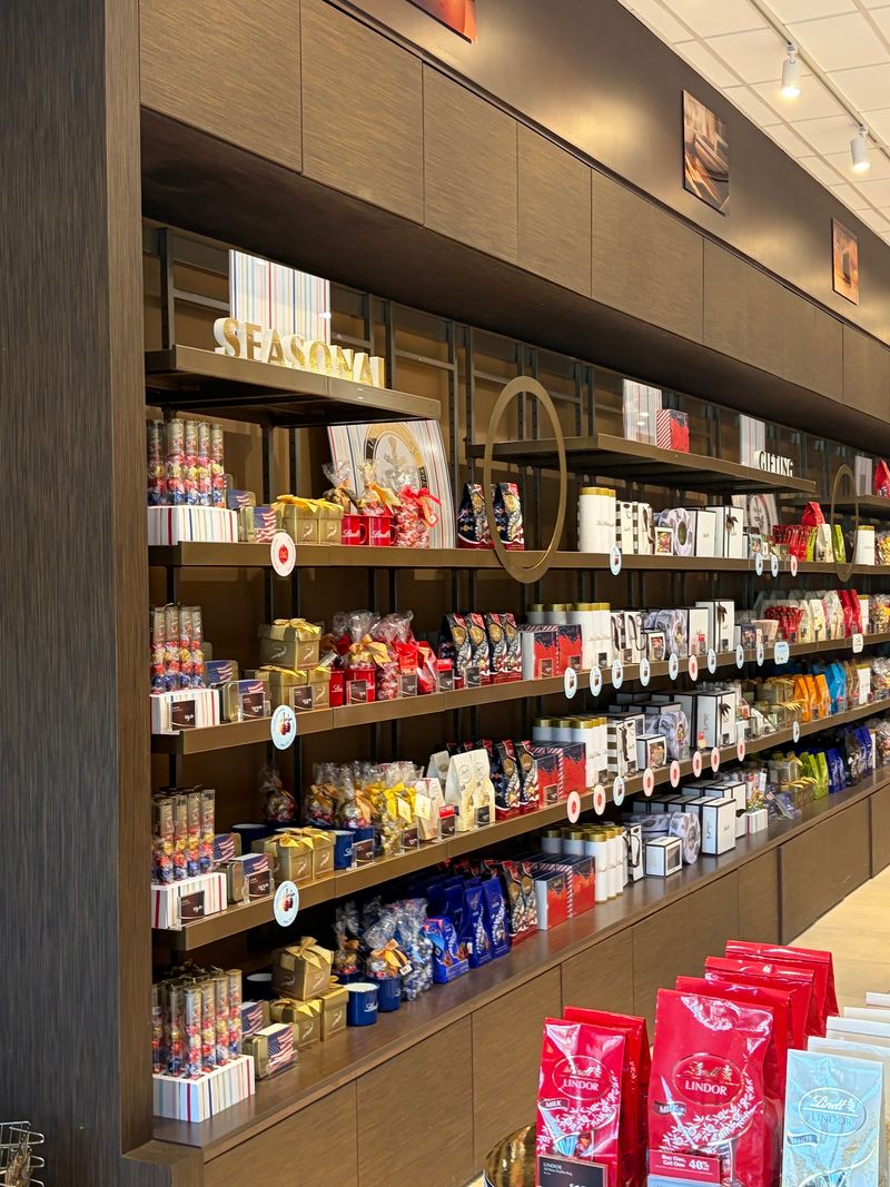 Lindt Chocolate Shop - Lake George