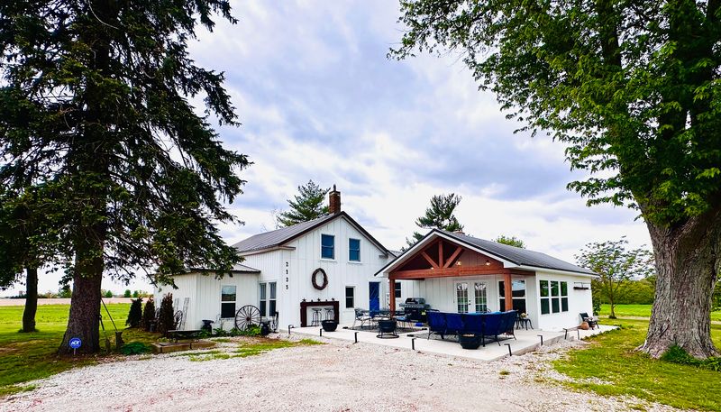 Lazy 8 Ranch