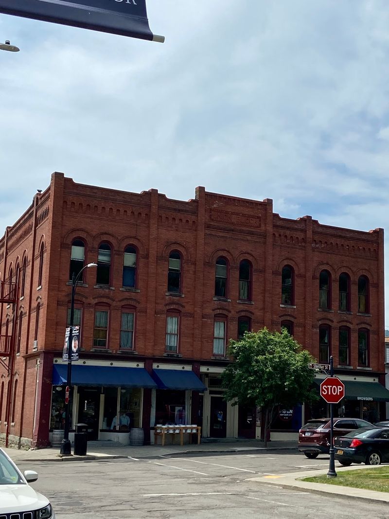 Two Centuries Packed Into A Few Blocks
