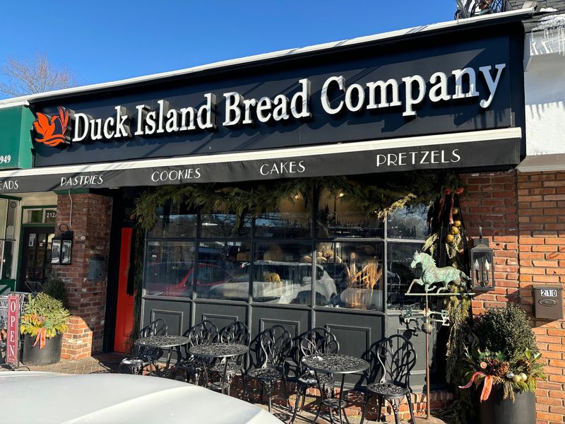 Duck Island Bread Company - Huntington