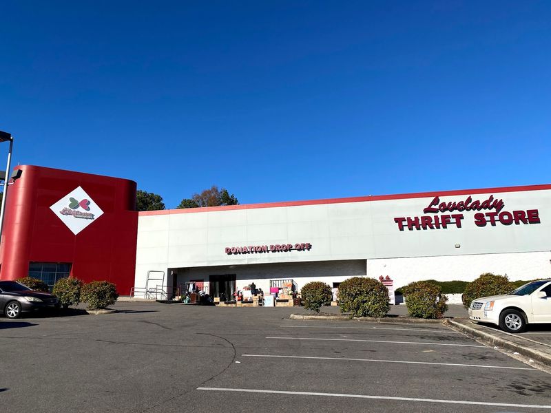 A Warehouse-Sized Surprise In Irondale