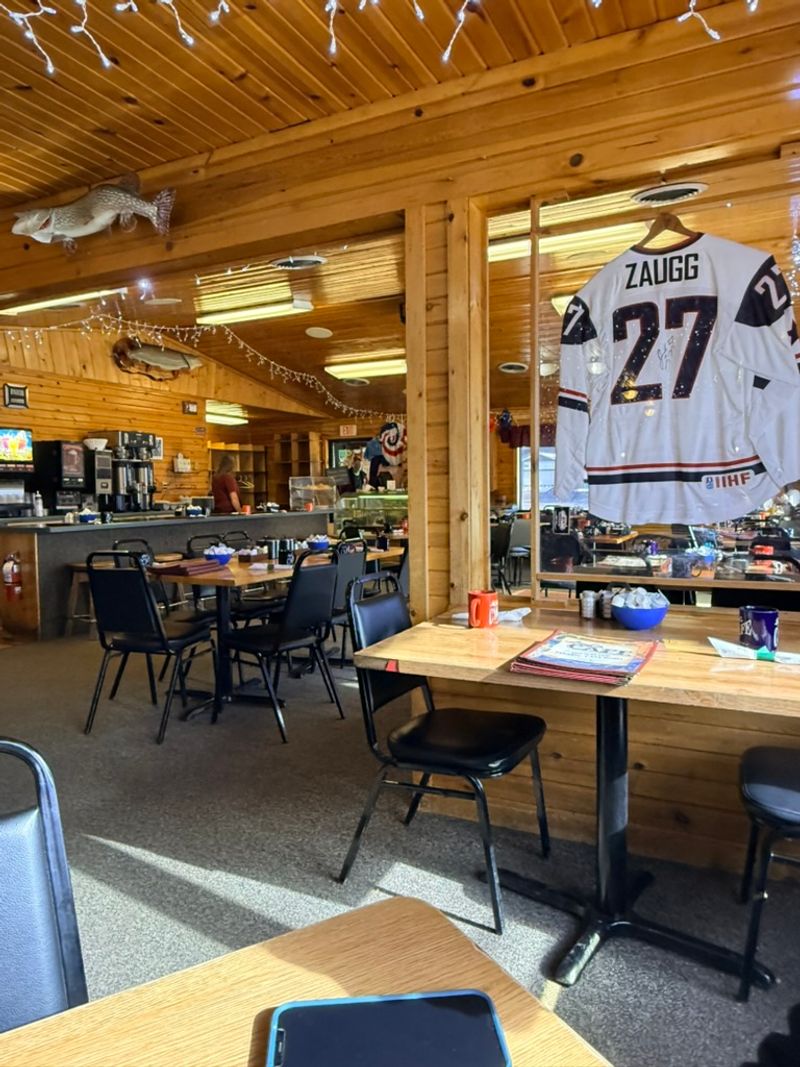 A Diner That Turns Friday Into Something Special