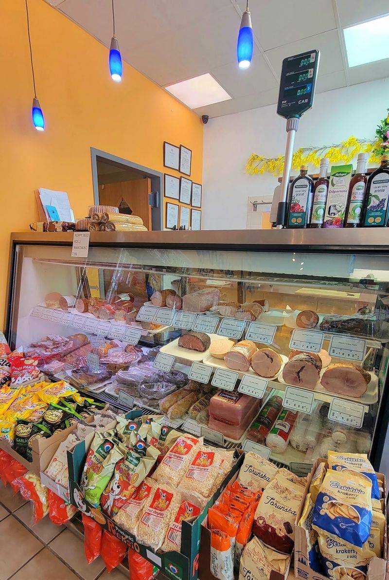 A Neighborhood Counter With Serious Old-Country Roots