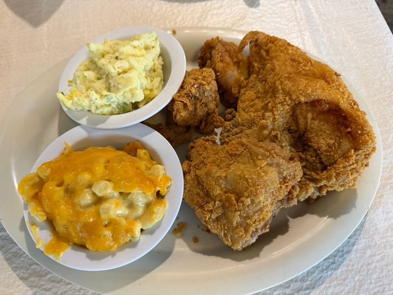 The Fried Chicken Makes Sunday Cooking Feel Unnecessary