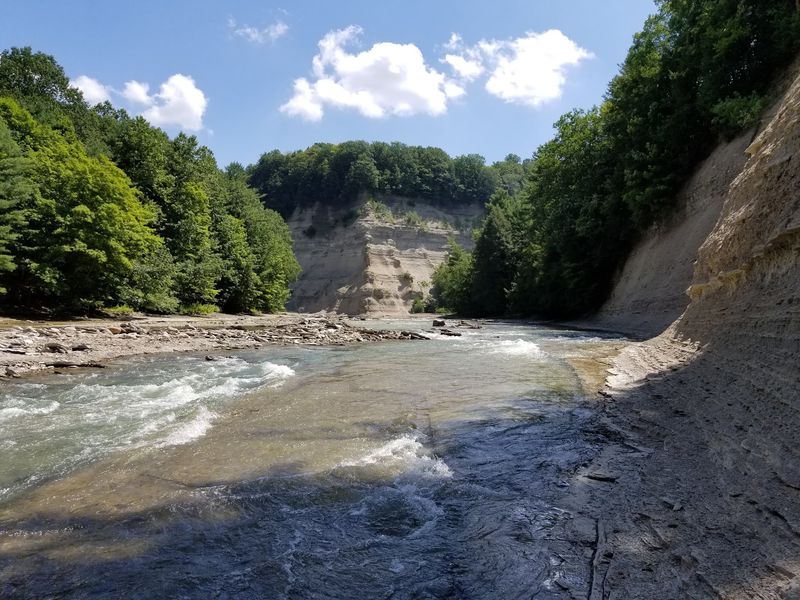 A Gorge That Rivals The Postcards