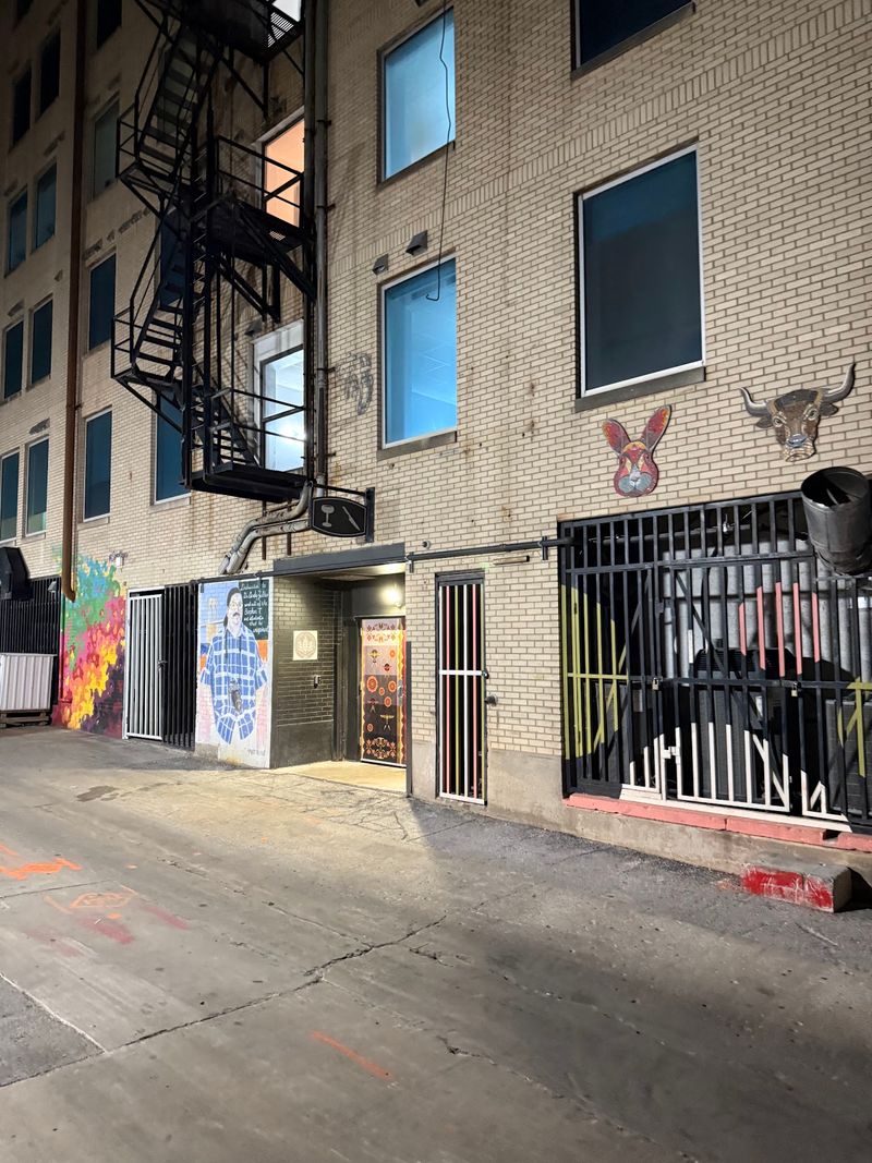 Nothing To See Here, Just An Ordinary Alley