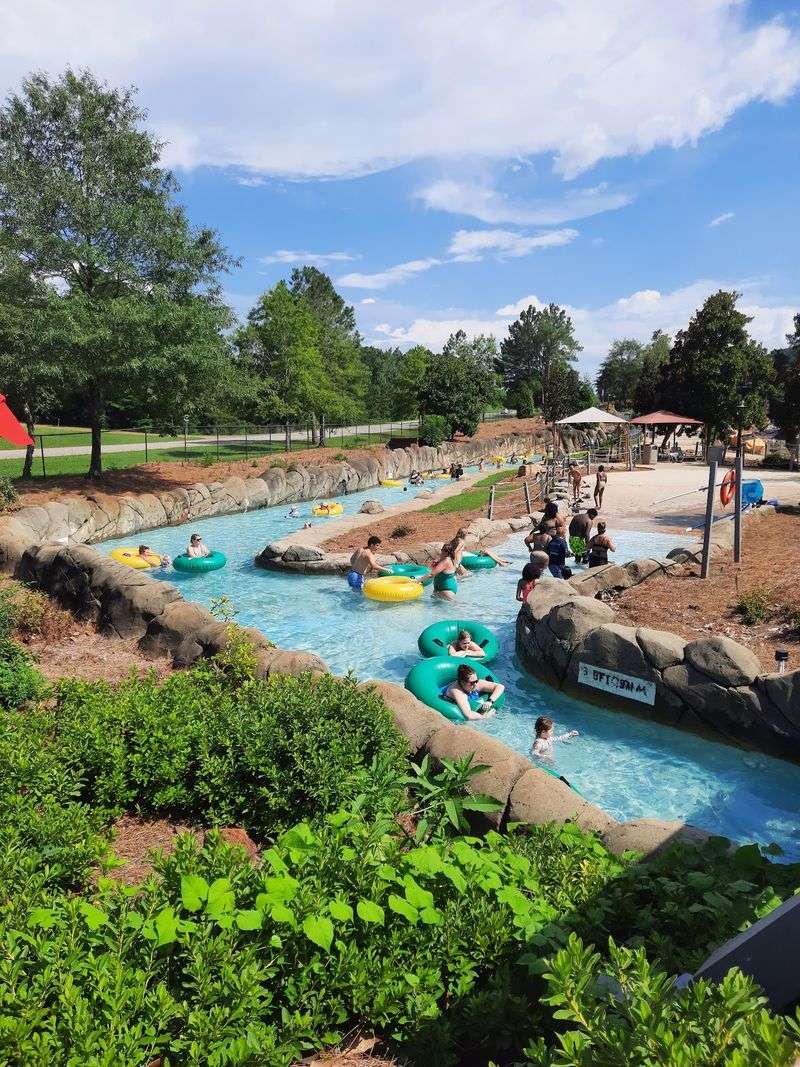 Unique Features Of Tropical Island Inspired Waterways