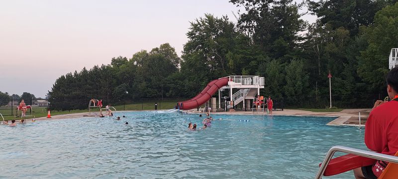 A No-Credit-Card Aquatic Center That Feels Refreshingly Old-School