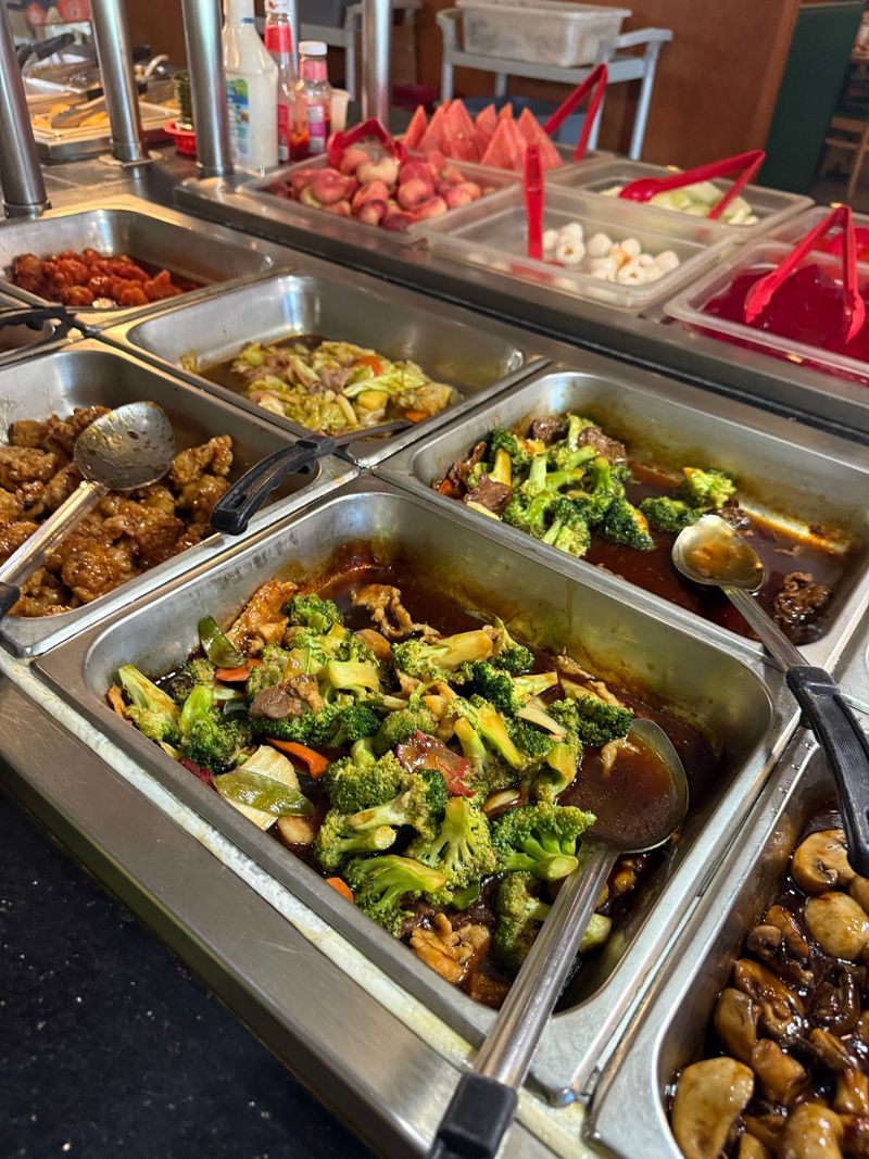 One Steam Table, Plenty Of Choices