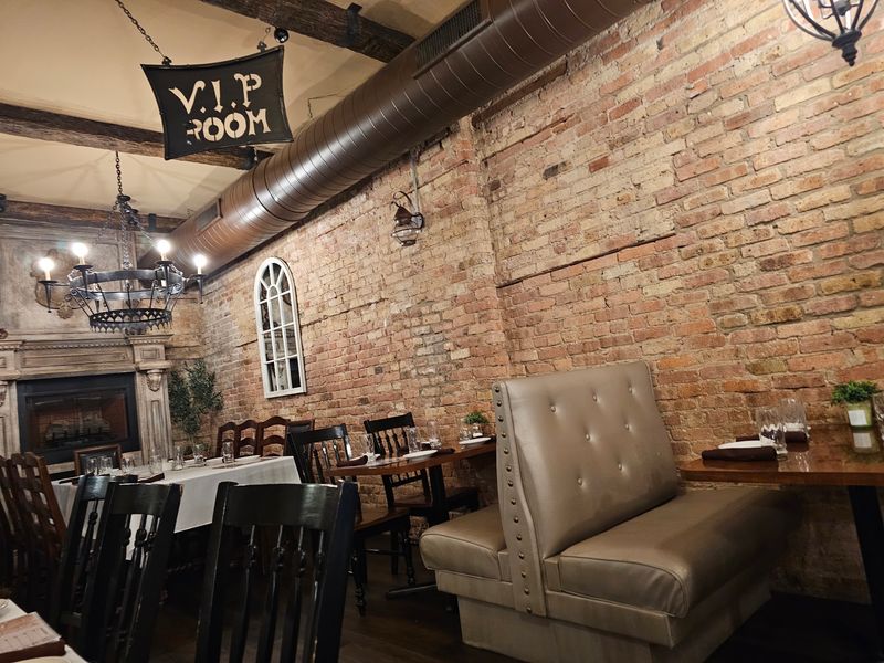 A Dining Room Built Like An Old-World Parlor