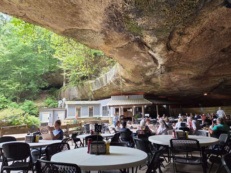 Natural Rock Canopy Creates Unforgettable Atmosphere