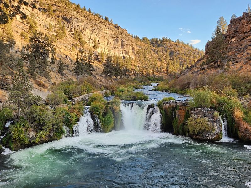 Discover Steelhead Falls