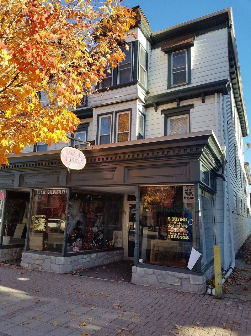 The Storefront That Stops Cars On Route 272