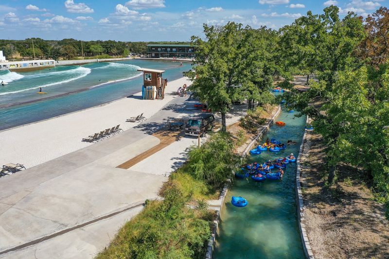 Unique Features Of The Lazy River Experience