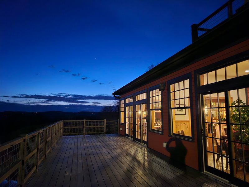 A Barn With A Second Life