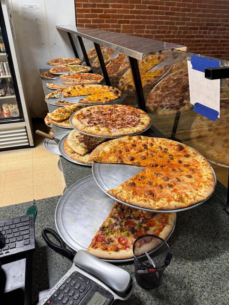 A Pizza Menu That Keeps Everyone Happy