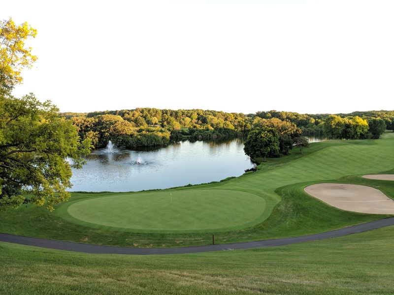 Two Championship Golf Courses That Are Worth Every Swing