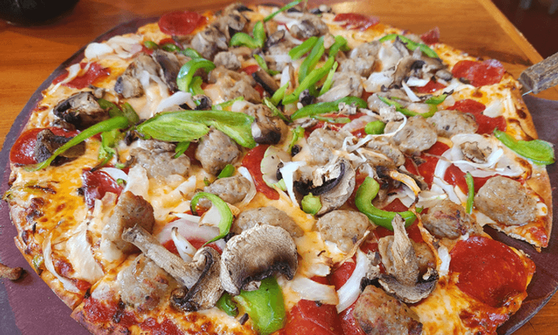 Gluten-Free Pizza That Actually Delivers On Taste