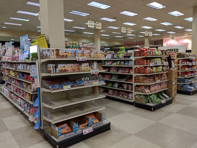 Snack Aisles For Treasure Hunters