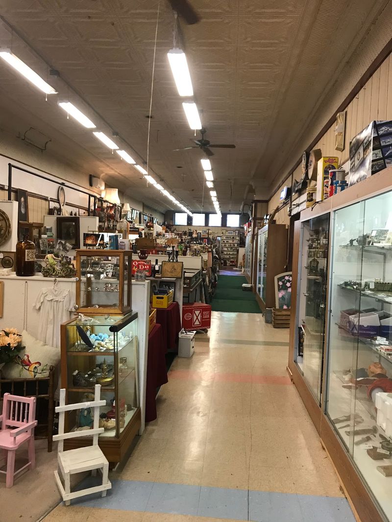 That Unmistakable Old-Shop Smell