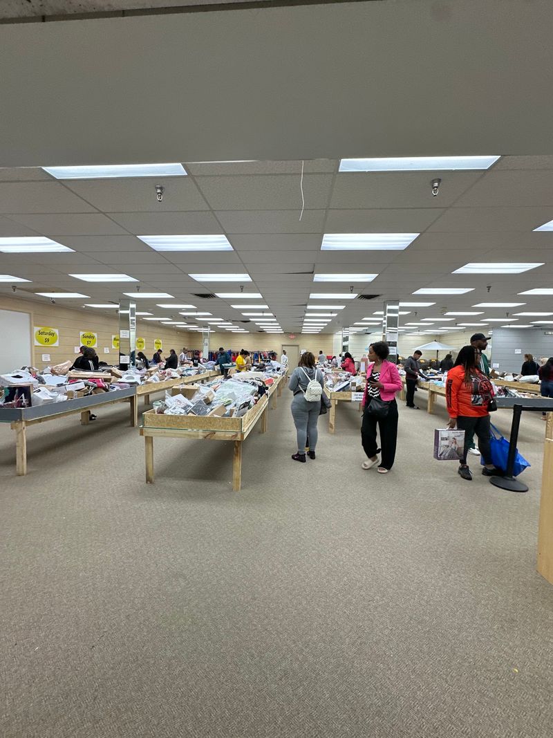 Types Of Products Commonly Sold In Discount Bins