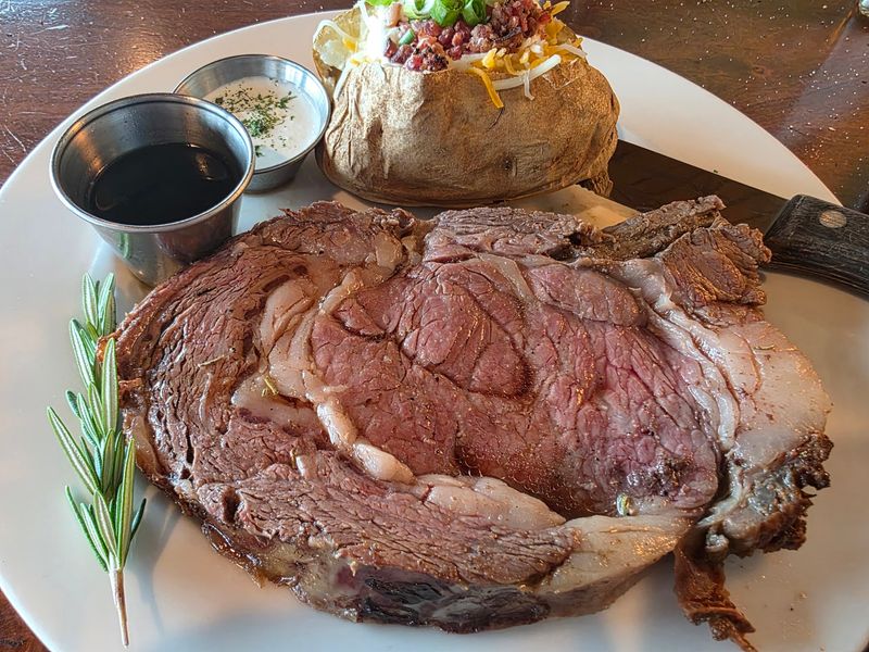 Prime Rib For The Big-Cut Crowd
