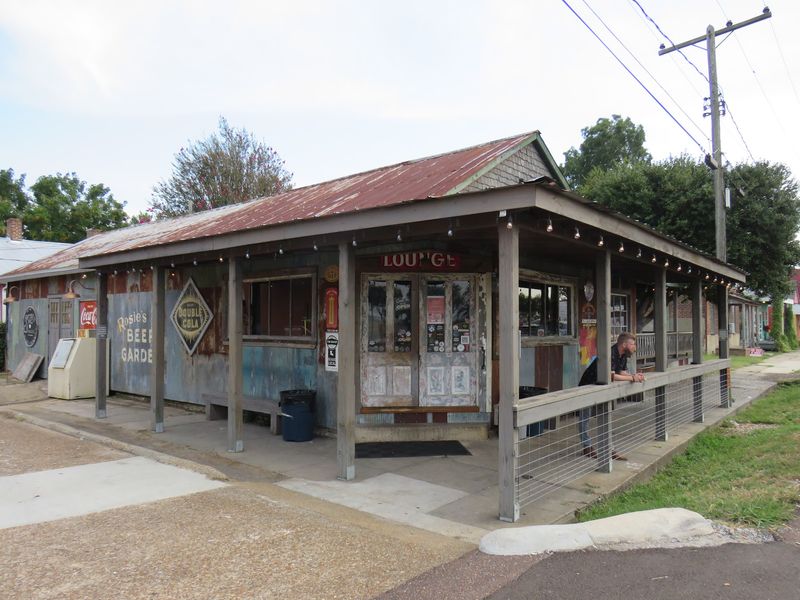 Budget-Friendly Restaurant Options